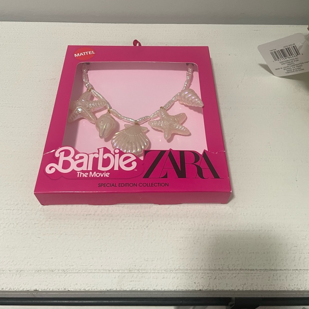Zara X Barbie The Movie seashell necklace - Picture 3 of 3